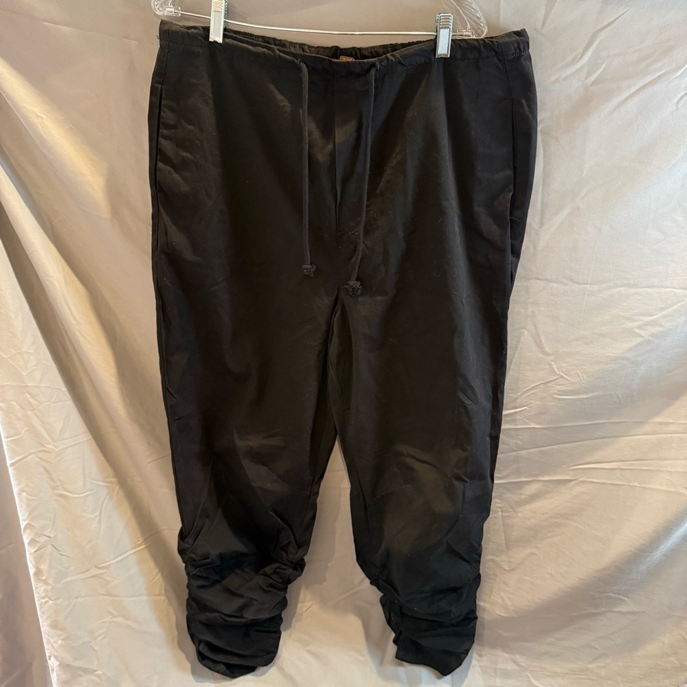 Free People Women’s Sz Medium Black Pullon Gathered Ankle Drawstring Pants
